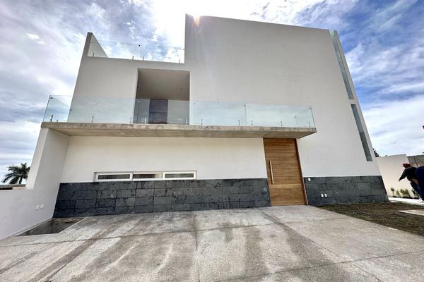 Foto de inmueble en Rio Plata, Col. Ajijic Centro C.P. 45920, Chapala