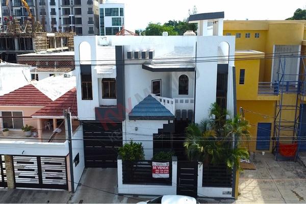 Foto de inmueble en RIO PRESIDIO #808, Col. Palos Prietos C.P. 82010, Mazatlán