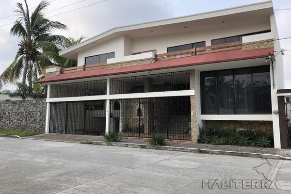 Foto de inmueble en RÍO UXPANAPA, Col. Jardines de Tuxpan C.P. 92890, Tuxpan