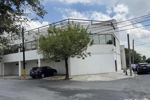 Foto de inmueble en Robertson, Col. Chepevera C.P. 64030, Monterrey