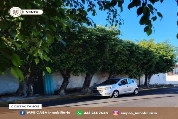 Foto de inmueble en Roble, Col. Rincón de San Juan C.P. 63138, Tepic