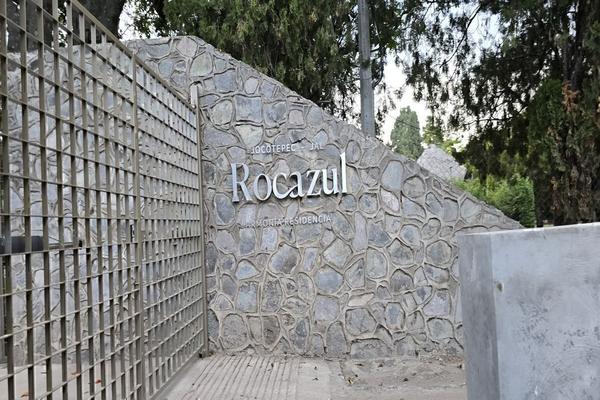 Foto de inmueble en ROCA AZUL LOTE 8, Col. Jocotepec Centro C.P. 45800, Jocotepec