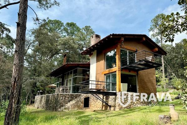 Foto de inmueble en ROCA ENCANTADAZONA FSECCION A, Col. San Antonio C.P. 49340, Tapalpa