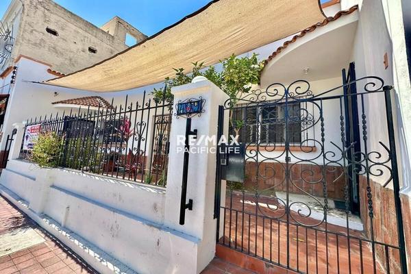 Foto de inmueble en Romanita de la Peña, Col. Centro C.P. 82000, Mazatlán