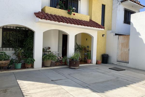Foto de inmueble en sabinos, Col. Reforma C.P. 68050, Oaxaca de Juárez