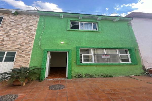 Foto de inmueble en Salvador Quevedo y Zubieta #821Int. 7, Col. La Perla C.P. 44360, Guadalajara