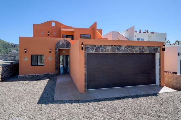 Foto de inmueble en Salvatierra, Col. La Misión C.P. 22765, Ensenada