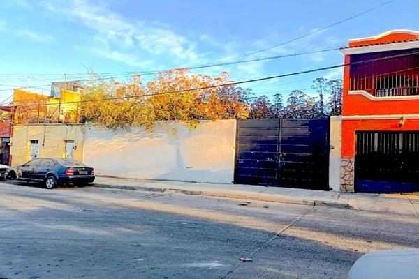 Foto de inmueble en San Alfonso, Col. San Vicente C.P. 44330, Guadalajara