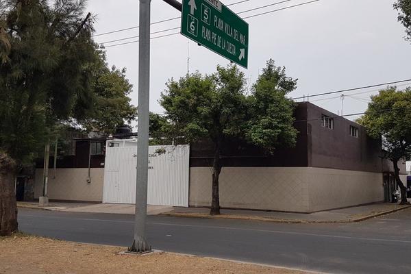 Foto de inmueble en  , Col. San Andrés Tetepilco C.P. 09440, Iztapalapa
