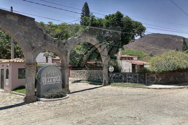 Foto de inmueble en  , Col. San Antonio Tlayacapan C.P. 45922, Chapala
