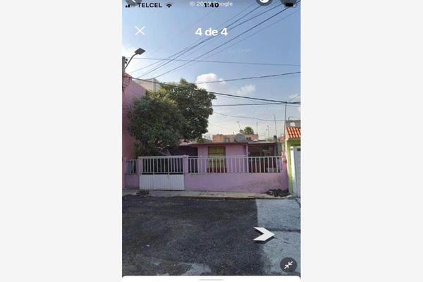 Foto de inmueble en  , Col. San Cristóbal Centro C.P. 55000, Ecatepec de Morelos