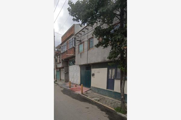Foto de inmueble en  , Col. San Felipe Tlalmimilolpan C.P. 50250, Toluca