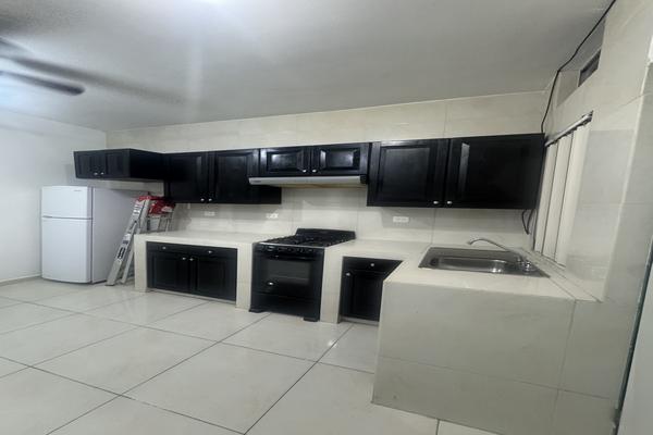 Foto de inmueble en San Hipólito, Col. Ciudad Satélite C.P. 64960, Monterrey