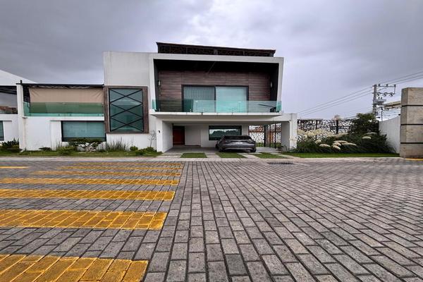 Foto de inmueble en  , Col. San Jerónimo Chicahualco C.P. 52170, Metepec