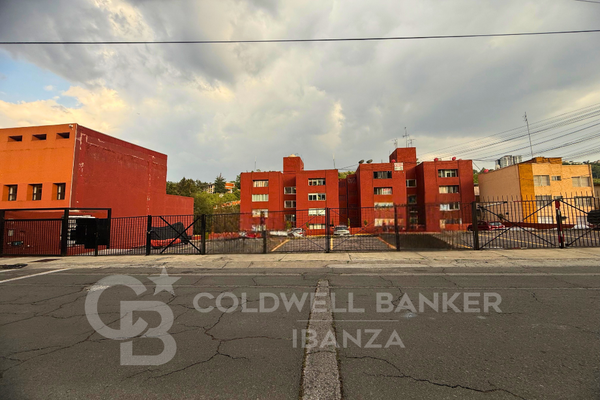 Foto de inmueble en san jose del real #8, Col. Lomas Verdes 5a Sección (La Concordia) C.P. 53126, Naucalpan de Juárez