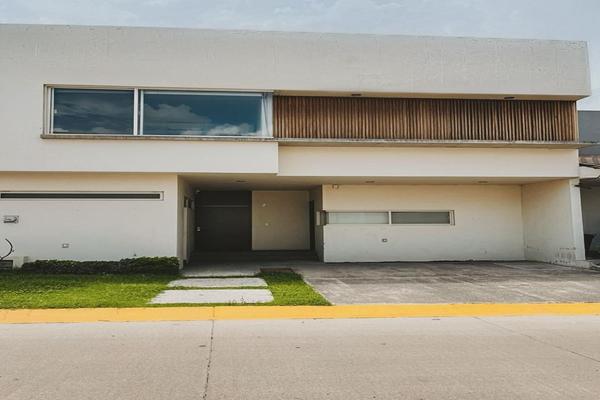Foto de inmueble en  , Col. San Juan de Ocotan C.P. 45019, Zapopan