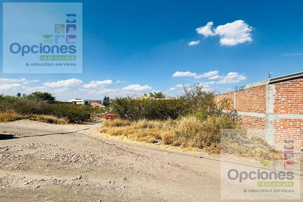 Foto de inmueble en  , Col. San Juan de Razos C.P. 36782, Salamanca