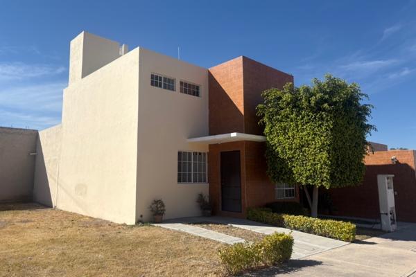 Foto de inmueble en San Juan del Rio, Col. San Isidro C.P. 76803, San Juan del Río