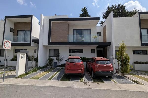 Foto de inmueble en  , Col. San Lorenzo Coacalco C.P. 52140, Metepec