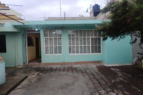 Foto de inmueble en  , Col. San Lorenzo Tepaltitlán Centro C.P. 50010, Toluca