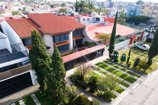 Foto de inmueble en Avenida San Luis Gonzaga #4996, Col. Jardines de Guadalupe C.P. 45030, Zapopan