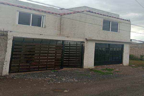 Foto de inmueble en  , Col. San Luis Mextepec C.P. 51355, Zinacantepec
