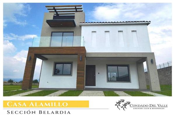 Foto de inmueble en  , Col. San Miguel Totocuitlapilco C.P. 52143, Metepec