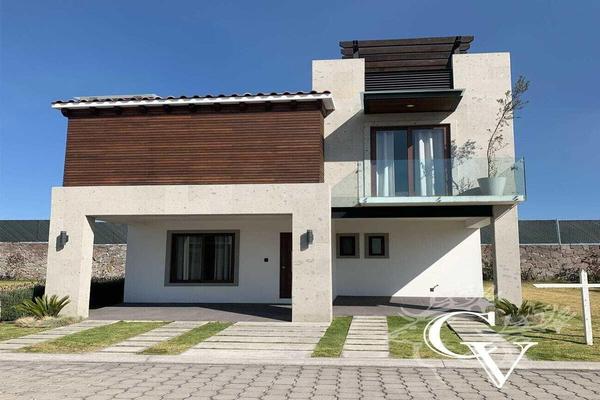 Foto de inmueble en  , Col. San Miguel Totocuitlapilco C.P. 52143, Metepec