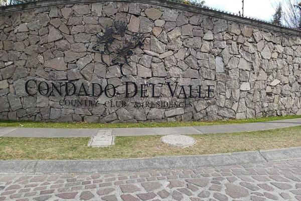 Foto de inmueble en  , Col. San Miguel Totocuitlapilco C.P. 52143, Metepec