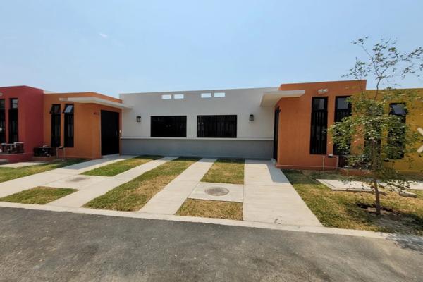 Foto de inmueble en San Pedrito, Col. Tlaquepaque Centro C.P. 45500, San Pedro Tlaquepaque