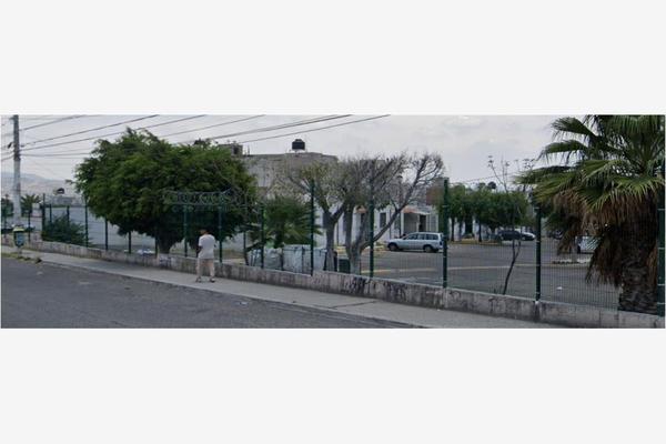 Foto de inmueble en SAN RAFAEL #4820, Col. Paseos de San Miguel C.P. 76118, Querétaro