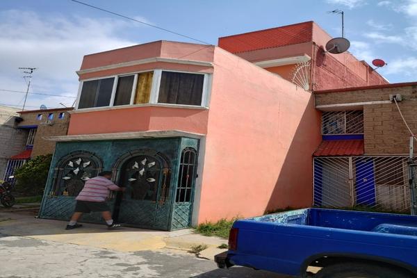 Foto de inmueble en  , Col. San Vicente Chicoloapan de Juárez Centro C.P. 56370, Chicoloapan