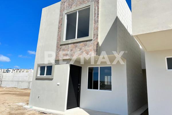 Foto de inmueble en Sanchez Taboada, Col. Lomas del Mar C.P. 22564, Tijuana
