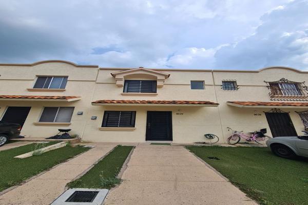 Foto de inmueble en Santa Clara #9029, Col. Residencial Alta California C.P. 45650, Tlajomulco de Zúñiga