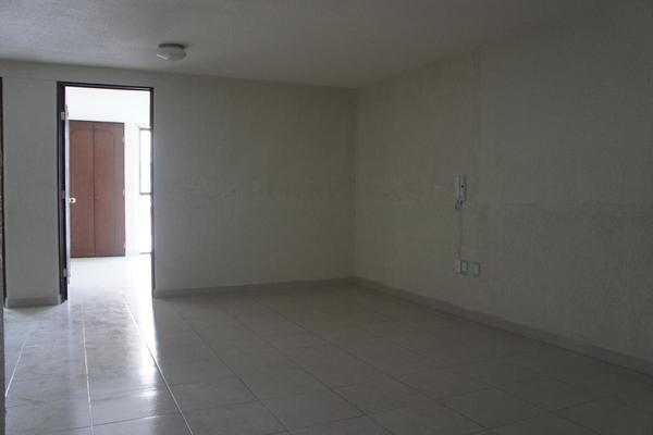 Foto de inmueble en  , Col. Santa Clara C.P. 50090, Toluca