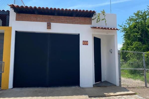 Foto de inmueble en SANTA CLAUDIA #111, Col. Ribera del Pilar C.P. 45906, Chapala