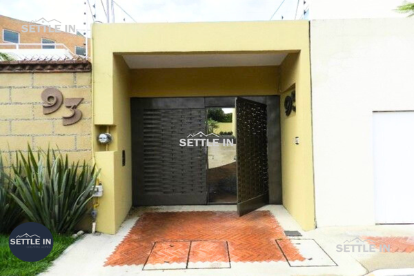 Foto de inmueble en Santa Cruz Guadalupe, Col. Zavaleta (Zavaleta) C.P. 72176, Puebla