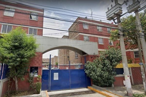 Foto de inmueble en Santa Cruz, Col. La Nopalera C.P. 13220, Tláhuac