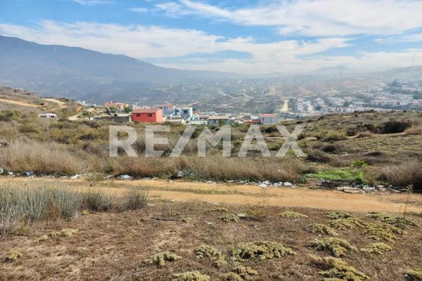 Foto de inmueble en Santa Elena, Col. Misiones de La Presa C.P. 22819, Ensenada