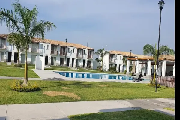 Foto de inmueble en Santa Fe, Col. Rinconada de Xochitepec C.P. 62790, Xochitepec