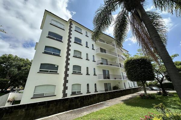 Foto de inmueble en  , Col. Santa María Ahuacatitlán C.P. 62100, Cuernavaca