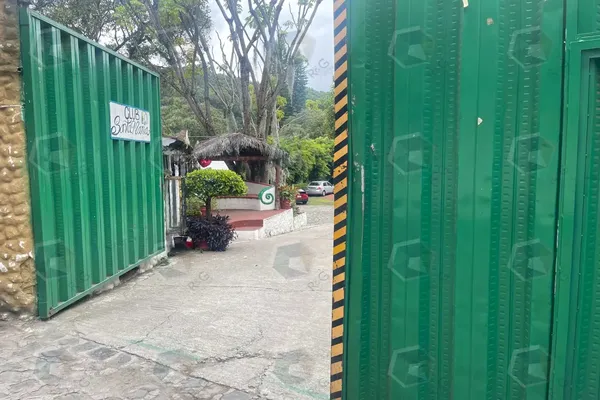 Foto de inmueble en  , Col. Santa María Ahuacatitlán C.P. 62100, Cuernavaca