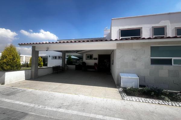 Foto de inmueble en  , Col. Santa María Magdalena Ocotitlán C.P. 52161, Metepec