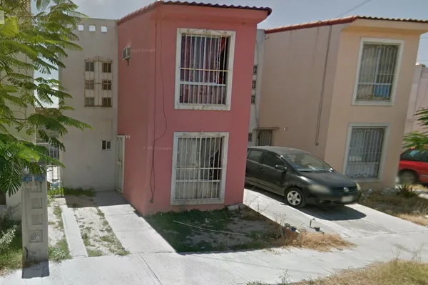 Foto de inmueble en Sta. Mónica #102, Col. Antigua Santa Rosa C.P. 66610, Apodaca