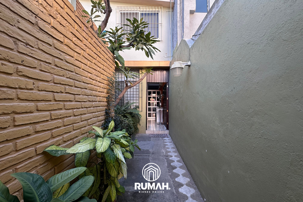 Foto de inmueble en STA. MONICA, Col. Zona Dorada C.P. 82110, Mazatlán