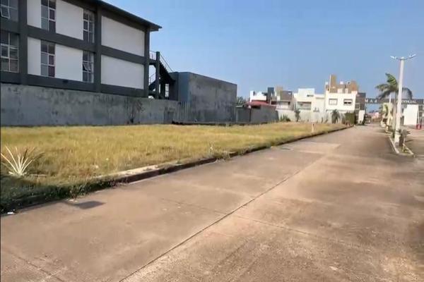 Foto de inmueble en , Col. Santa Rosa C.P. 96538, Coatzacoalcos