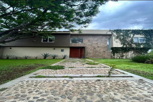 Foto de inmueble en Santa Sofía Hacienda Country Club, Col. El Arenal C.P. 45350, El Arenal