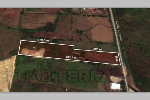 Foto de inmueble en  , Col. Santiago de La Peña C.P. 92770, Tuxpan