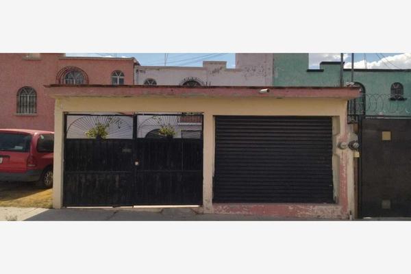 Foto de inmueble en Santiago del este #454, Col. Jardines de Santiago C.P. 76148, Querétaro