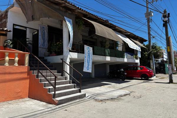 Foto de inmueble en  , Col. Santiago C.P. 28860, Manzanillo